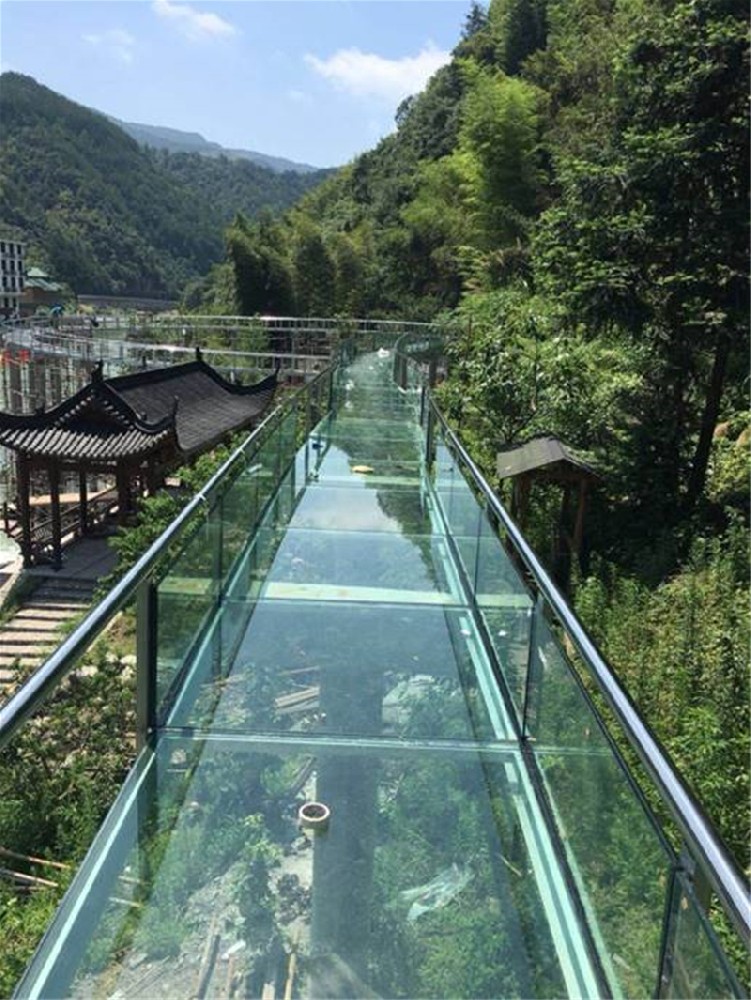 浙江金華靈江源玻璃漂（piāo）流